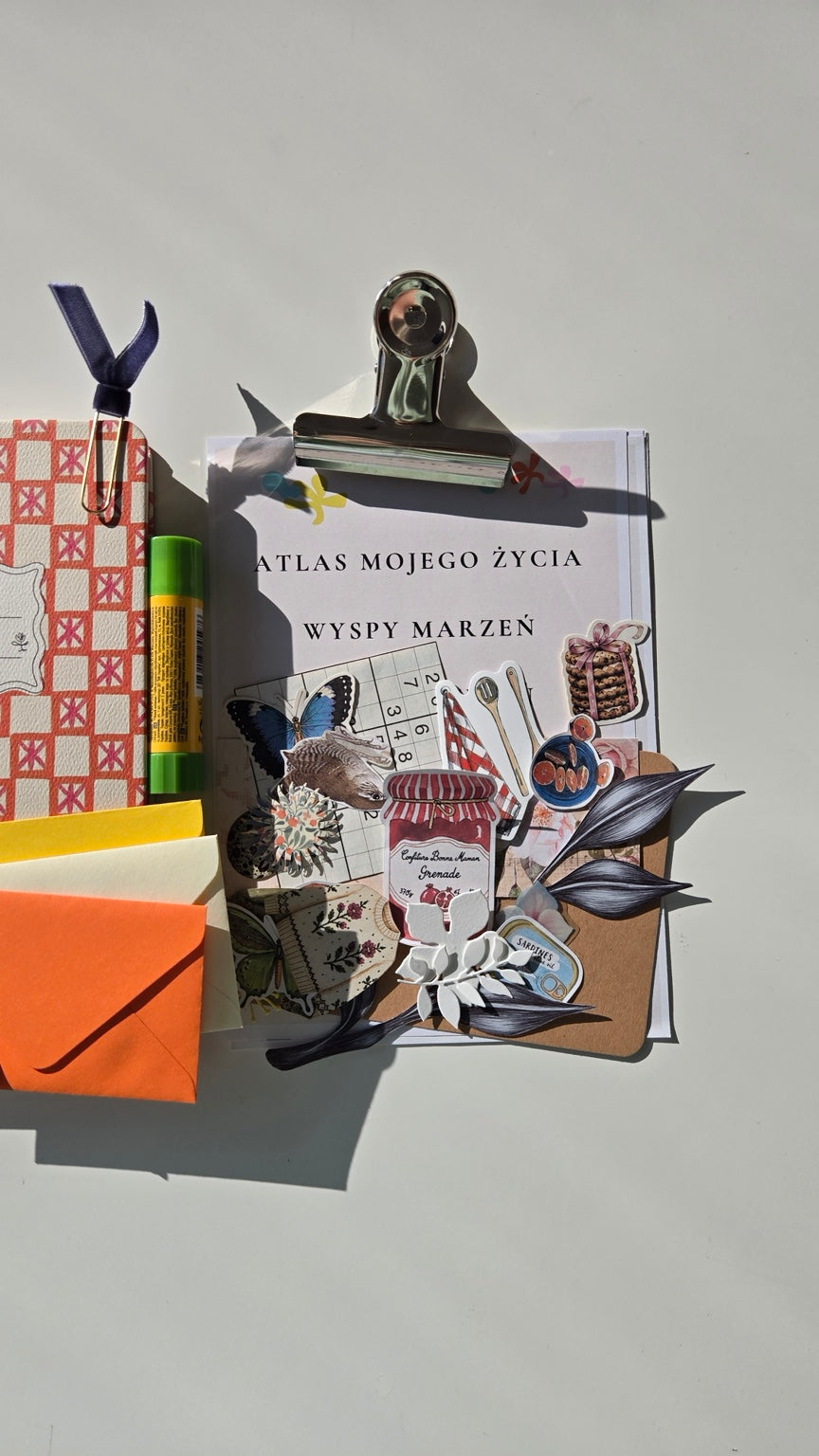 Karta Atlas mojego życia z materiałami do art journalingu